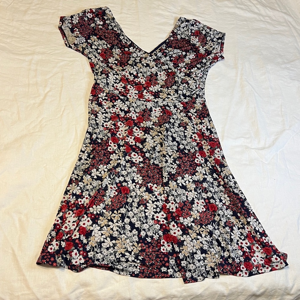 Kaileigh (stitch fix haul) Floral Wrap Midi Dress - Navy, Red & White, grey